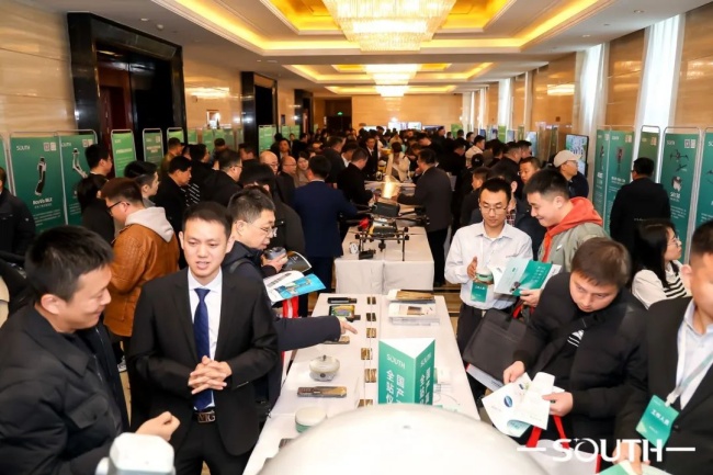 174139546167cb960553c28