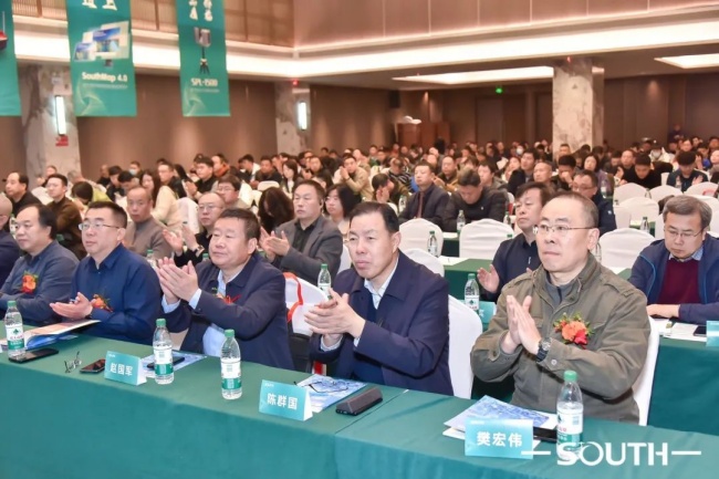 174148990567cd06f1aafd4