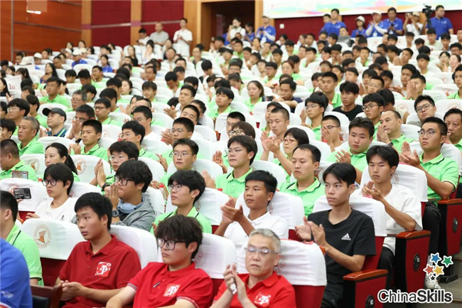 球客岛-专业足球角逐直播实时足球比分数据分析平台