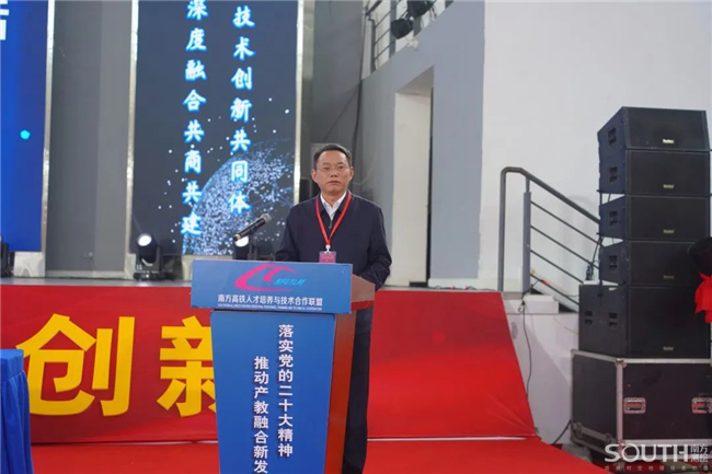 球客岛-专业足球角逐直播实时足球比分数据分析平台