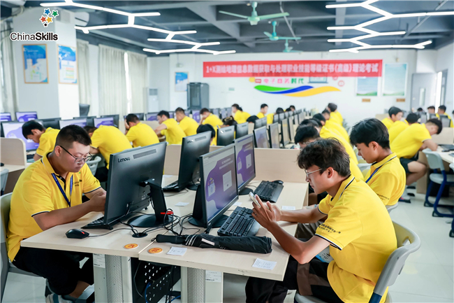 球客岛-专业足球角逐直播实时足球比分数据分析平台