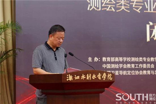 球客岛-专业足球角逐直播实时足球比分数据分析平台